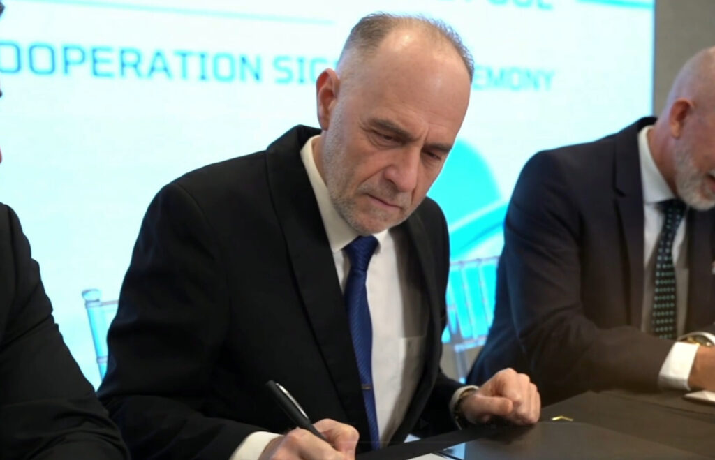 螢幕截圖 2025 10 07 上午12.26.00 Alfa Valor Investments Ltd Signs Strategic Cooperation Agreement to Launch the “Smart Dark Pool Fund”